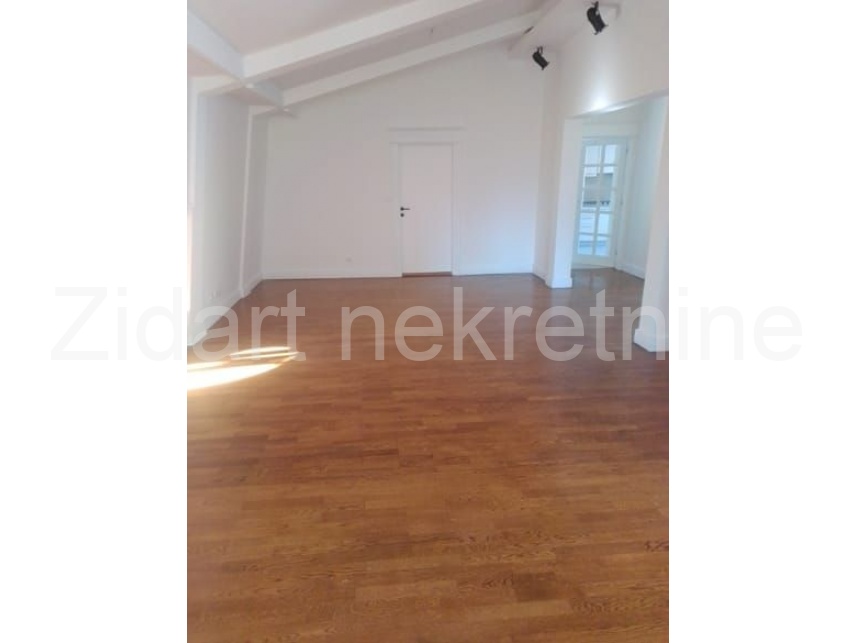 Квартира, 2432 м², 752 000$ — FAKTOR